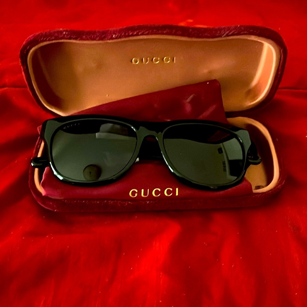 Gucci shades